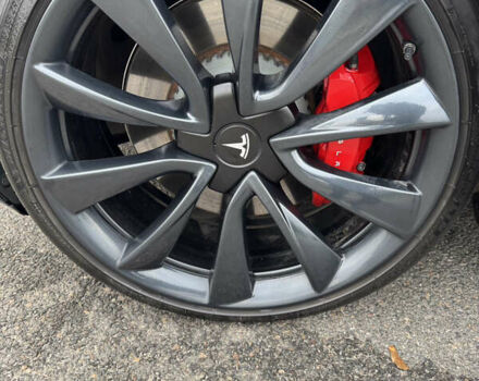 Синий Тесла Модель 3, объемом двигателя 0 л и пробегом 64 тыс. км за 19900 $, фото 11 на Automoto.ua