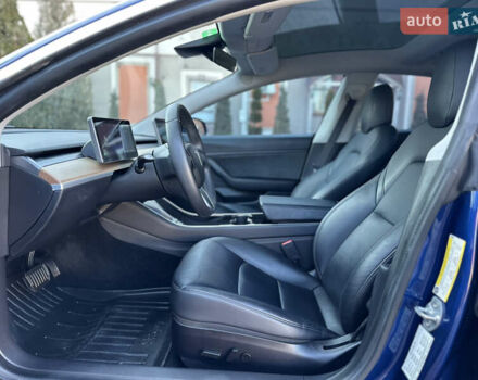 Синий Тесла Модель 3, объемом двигателя 0 л и пробегом 71 тыс. км за 17500 $, фото 54 на Automoto.ua