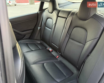 Синий Тесла Модель 3, объемом двигателя 0 л и пробегом 80 тыс. км за 23000 $, фото 12 на Automoto.ua