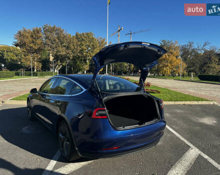 Синий Тесла Модель 3, объемом двигателя 0 л и пробегом 70 тыс. км за 22000 $, фото 2 на Automoto.ua