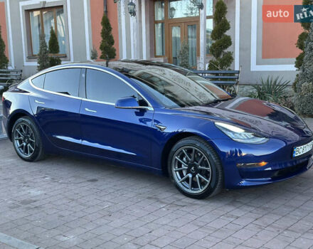Синий Тесла Модель 3, объемом двигателя 0 л и пробегом 71 тыс. км за 17500 $, фото 9 на Automoto.ua