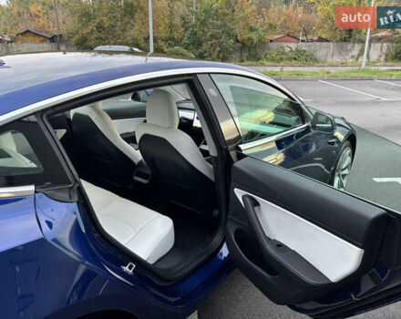 Синій Тесла Модель 3, об'ємом двигуна 0 л та пробігом 94 тис. км за 23800 $, фото 15 на Automoto.ua