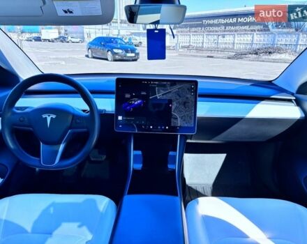 Синий Тесла Модель 3, объемом двигателя 0 л и пробегом 95 тыс. км за 18800 $, фото 9 на Automoto.ua