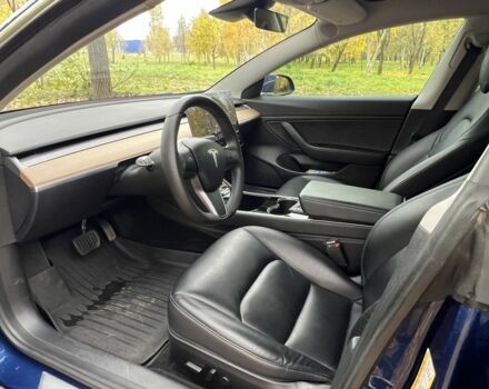 Синій Тесла Модель 3, об'ємом двигуна 0 л та пробігом 63 тис. км за 21500 $, фото 12 на Automoto.ua