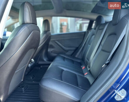 Синий Тесла Модель 3, объемом двигателя 0 л и пробегом 71 тыс. км за 17500 $, фото 92 на Automoto.ua