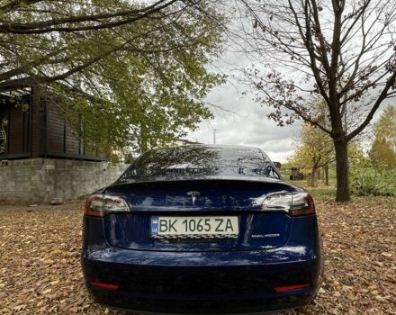 Синій Тесла Модель 3, об'ємом двигуна 0 л та пробігом 63 тис. км за 21500 $, фото 5 на Automoto.ua