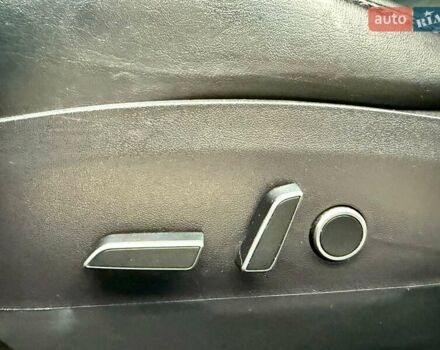 Синій Тесла Модель 3, об'ємом двигуна 0 л та пробігом 135 тис. км за 15800 $, фото 63 на Automoto.ua