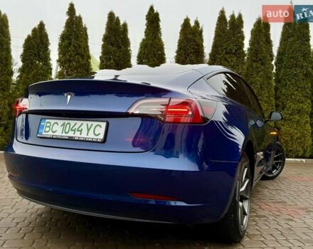 Синій Тесла Модель 3, об'ємом двигуна 0 л та пробігом 135 тис. км за 15800 $, фото 10 на Automoto.ua