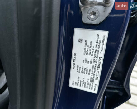 Синий Тесла Модель 3, объемом двигателя 0 л и пробегом 86 тыс. км за 22400 $, фото 16 на Automoto.ua