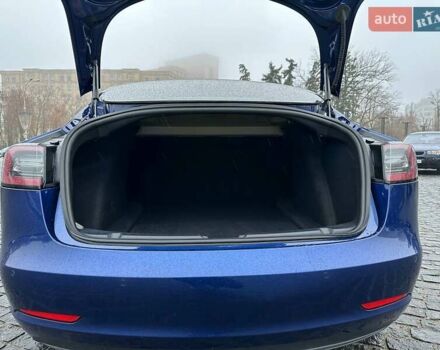 Синий Тесла Модель 3, объемом двигателя 0 л и пробегом 93 тыс. км за 20700 $, фото 13 на Automoto.ua