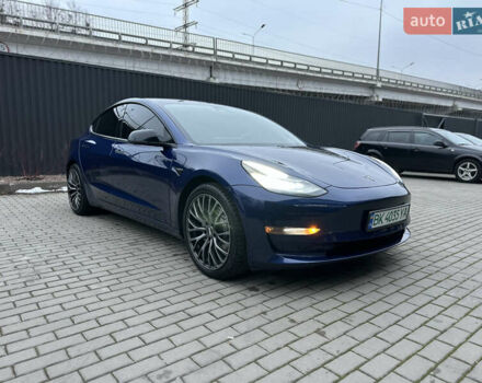 Синий Тесла Модель 3, объемом двигателя 0 л и пробегом 86 тыс. км за 22400 $, фото 6 на Automoto.ua