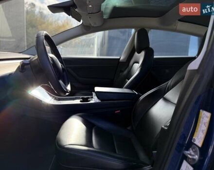 Синий Тесла Модель 3, объемом двигателя 0 л и пробегом 55 тыс. км за 13900 $, фото 32 на Automoto.ua