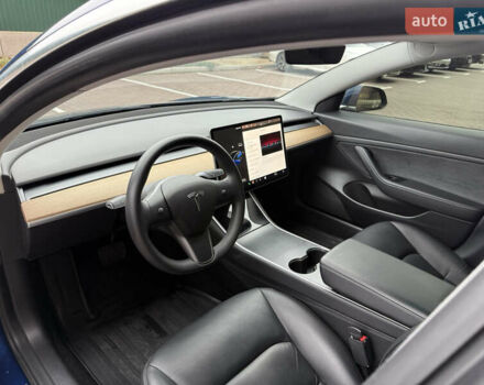Синій Тесла Модель 3, об'ємом двигуна 0 л та пробігом 62 тис. км за 16500 $, фото 6 на Automoto.ua