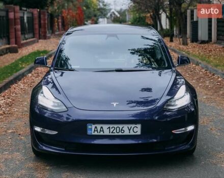 Тесла Модель 3 2020 в Киеве на Automoto.ua Синий Тесла Модель 3, объемом двигателя 0 л и пробегом 137 тыс. км за 20000 $, фото 8 на Automoto.ua