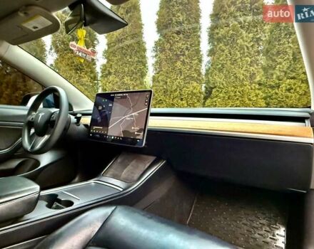 Синій Тесла Модель 3, об'ємом двигуна 0 л та пробігом 135 тис. км за 15800 $, фото 48 на Automoto.ua