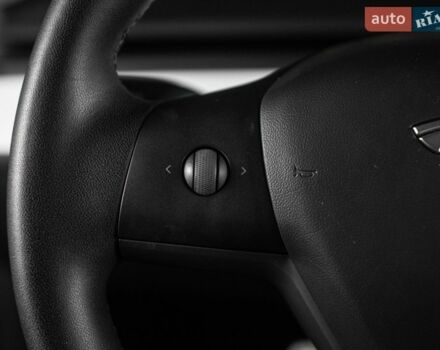 Синій Тесла Модель 3, об'ємом двигуна 0 л та пробігом 31 тис. км за 24900 $, фото 7 на Automoto.ua