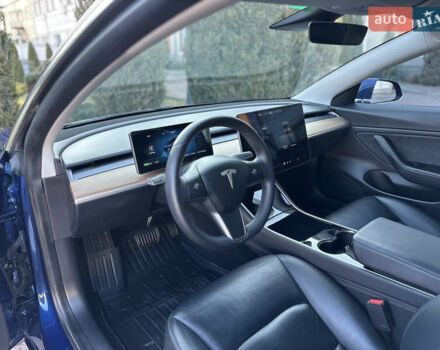 Синий Тесла Модель 3, объемом двигателя 0 л и пробегом 71 тыс. км за 17500 $, фото 58 на Automoto.ua