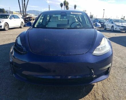 Синій Тесла Модель 3, об'ємом двигуна 0 л та пробігом 67 тис. км за 3900 $, фото 4 на Automoto.ua