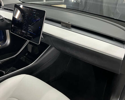 Синий Тесла Модель 3, объемом двигателя 0 л и пробегом 204 тыс. км за 15500 $, фото 20 на Automoto.ua