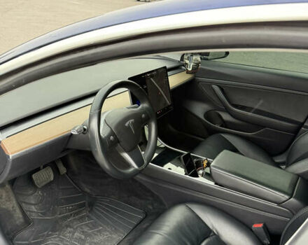 Тесла Модель 3 2020 в Днепре (Днепропетровске) на Automoto.ua Синий Тесла Модель 3, объемом двигателя 0 л и пробегом 140 тыс. км за 14900 $, фото 9 на Automoto.ua