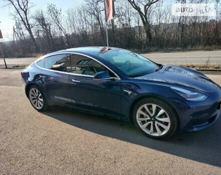 Синий Тесла Модель 3, объемом двигателя 0 л и пробегом 105 тыс. км за 19000 $, фото 1 на Automoto.ua