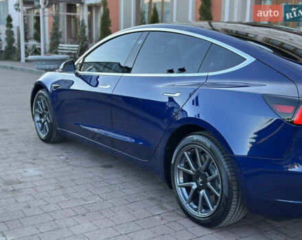 Синий Тесла Модель 3, объемом двигателя 0 л и пробегом 71 тыс. км за 17500 $, фото 32 на Automoto.ua