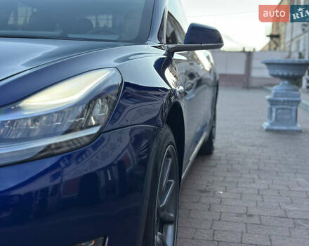 Синий Тесла Модель 3, объемом двигателя 0 л и пробегом 71 тыс. км за 17500 $, фото 8 на Automoto.ua