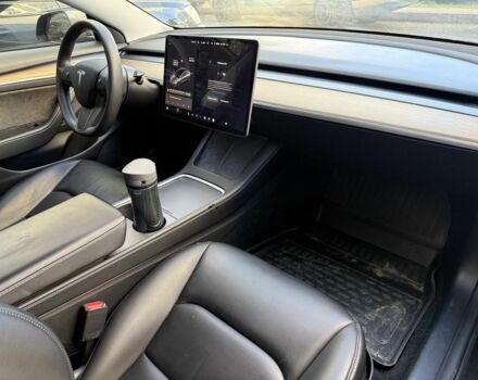 Синій Тесла Модель 3, об'ємом двигуна 0 л та пробігом 57 тис. км за 22000 $, фото 3 на Automoto.ua