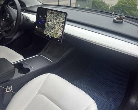 Синий Тесла Модель 3, объемом двигателя 0 л и пробегом 83 тыс. км за 19000 $, фото 9 на Automoto.ua