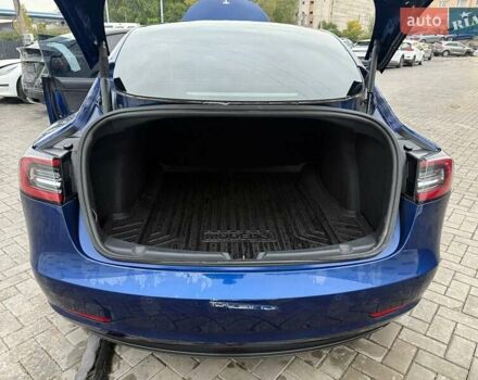 Синій Тесла Модель 3, об'ємом двигуна 0 л та пробігом 92 тис. км за 12500 $, фото 12 на Automoto.ua
