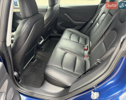 Синій Тесла Модель 3, об'ємом двигуна 0 л та пробігом 142 тис. км за 19999 $, фото 12 на Automoto.ua