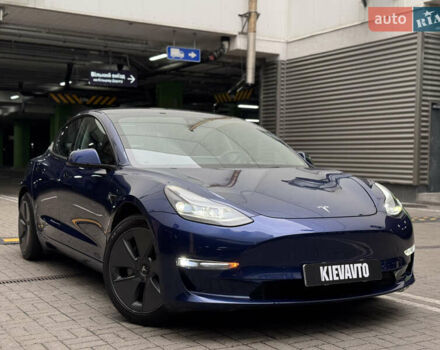 Синий Тесла Модель 3, объемом двигателя 0 л и пробегом 37 тыс. км за 22000 $, фото 4 на Automoto.ua