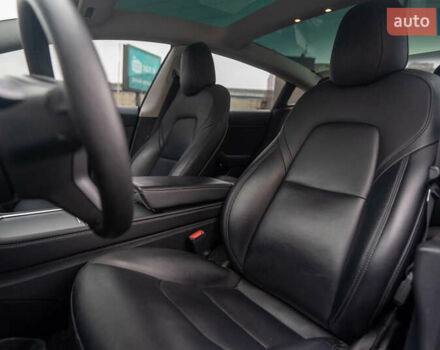 Синий Тесла Модель 3, объемом двигателя 0 л и пробегом 103 тыс. км за 20900 $, фото 15 на Automoto.ua