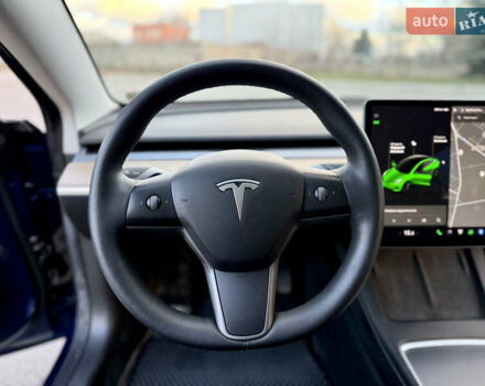 Синий Тесла Модель 3, объемом двигателя 0 л и пробегом 76 тыс. км за 19500 $, фото 25 на Automoto.ua