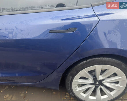 Синий Тесла Модель 3, объемом двигателя 0 л и пробегом 83 тыс. км за 19000 $, фото 21 на Automoto.ua