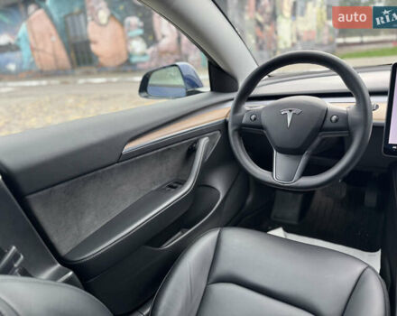 Синій Тесла Модель 3, об'ємом двигуна 0 л та пробігом 142 тис. км за 19999 $, фото 15 на Automoto.ua
