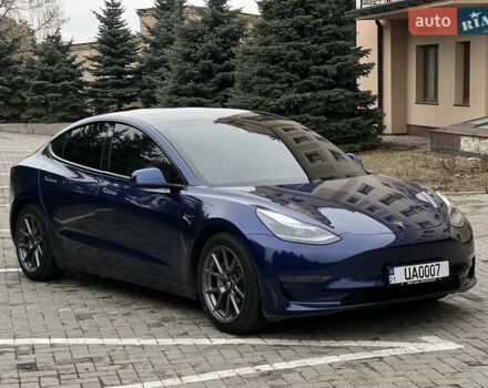 Синий Тесла Модель 3, объемом двигателя 0 л и пробегом 75 тыс. км за 20000 $, фото 2 на Automoto.ua