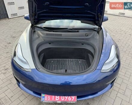 Синий Тесла Модель 3, объемом двигателя 0 л и пробегом 143 тыс. км за 13500 $, фото 8 на Automoto.ua