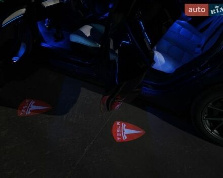 Синий Тесла Модель 3, объемом двигателя 0 л и пробегом 82 тыс. км за 20999 $, фото 25 на Automoto.ua