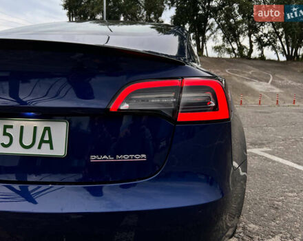 Тесла Модель 3 2021 в Киеве на Automoto.ua Синий Тесла Модель 3, объемом двигателя 0 л и пробегом 62 тыс. км за 22400 $, фото 5 на Automoto.ua