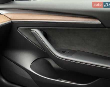 Синий Тесла Модель 3, объемом двигателя 0 л и пробегом 37 тыс. км за 22000 $, фото 22 на Automoto.ua