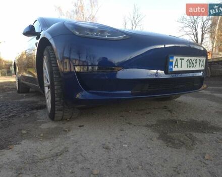 Синий Тесла Модель 3, объемом двигателя 0 л и пробегом 64 тыс. км за 24600 $, фото 6 на Automoto.ua