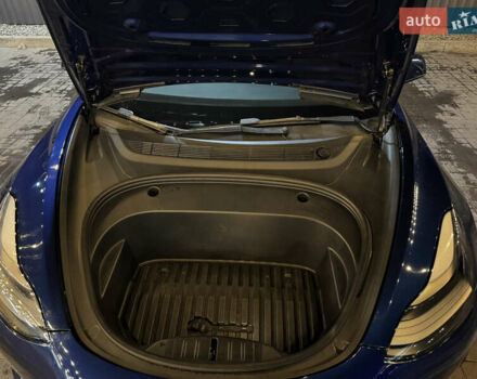 Синий Тесла Модель 3, объемом двигателя 0 л и пробегом 76 тыс. км за 19000 $, фото 13 на Automoto.ua