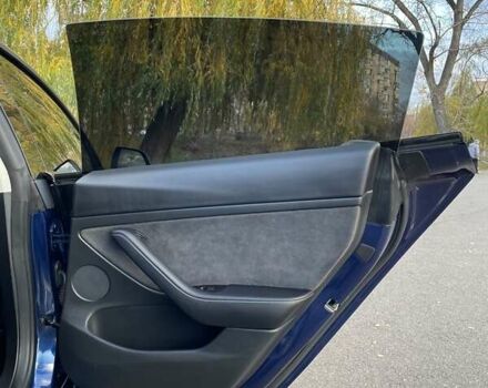 Синій Тесла Модель 3, об'ємом двигуна 0 л та пробігом 82 тис. км за 21500 $, фото 28 на Automoto.ua
