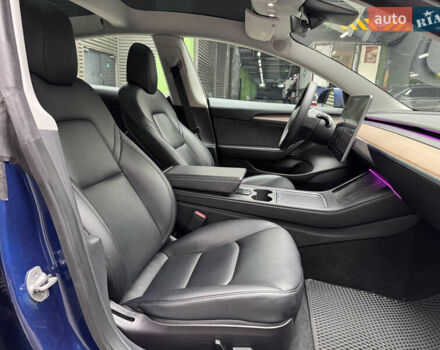 Синий Тесла Модель 3, объемом двигателя 0 л и пробегом 37 тыс. км за 22000 $, фото 26 на Automoto.ua