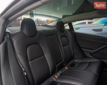 Синий Тесла Модель 3, объемом двигателя 0 л и пробегом 103 тыс. км за 20900 $, фото 22 на Automoto.ua