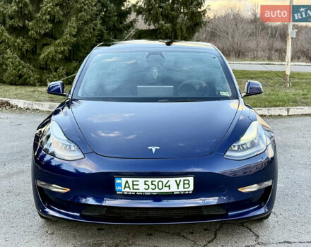 Синий Тесла Модель 3, объемом двигателя 0 л и пробегом 76 тыс. км за 19500 $, фото 7 на Automoto.ua