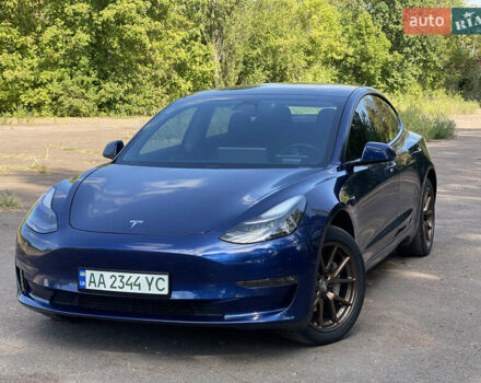Синій Тесла Модель 3, об'ємом двигуна 0 л та пробігом 87 тис. км за 24999 $, фото 1 на Automoto.ua