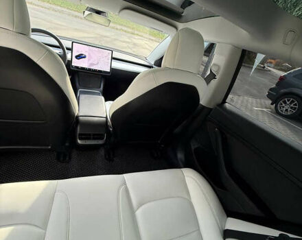 Синий Тесла Модель 3, объемом двигателя 0 л и пробегом 65 тыс. км за 21100 $, фото 4 на Automoto.ua