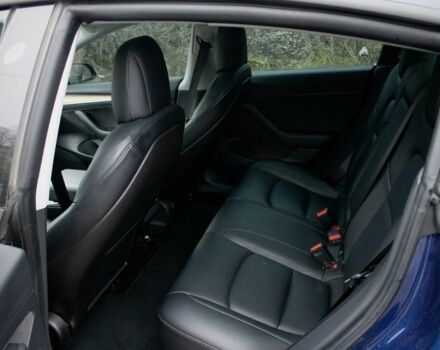 Синій Тесла Модель 3, об'ємом двигуна 0 л та пробігом 74 тис. км за 25700 $, фото 7 на Automoto.ua